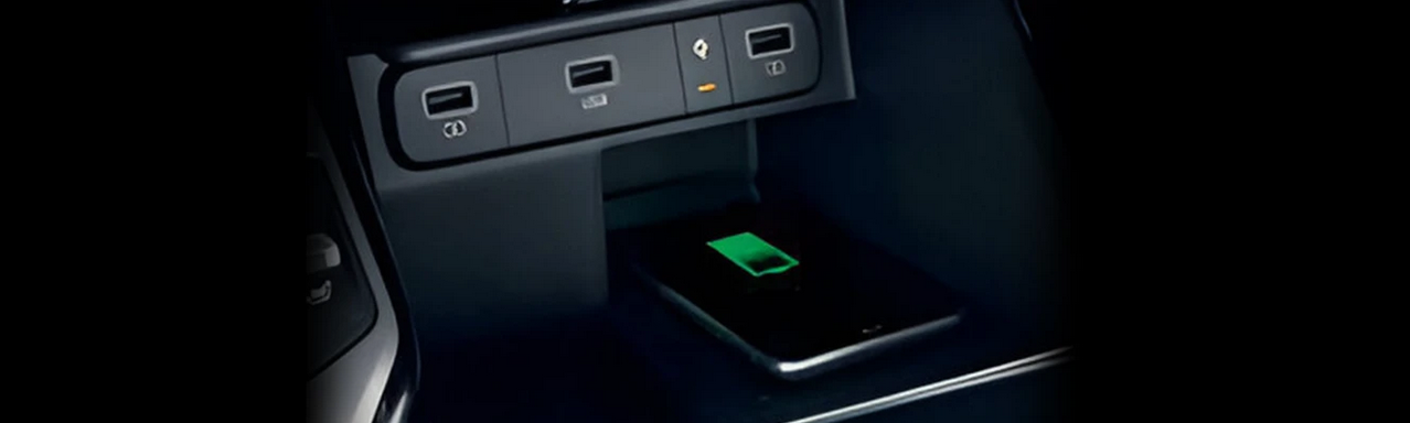 Wireless smartphone charger